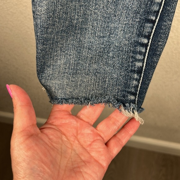 Judy Blue Relaxed Fit Raw Hem Classic Casual Skinny Jeans Size 9/29 - Picture 4 of 9
